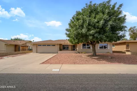 9715 W Briarwood Cir, Sun City, AZ 85351