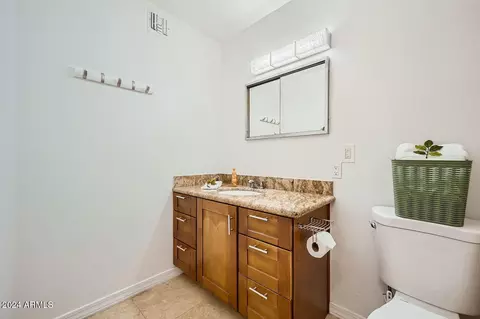 3402 E Carol Cir, Phoenix, AZ 85028 photo 18