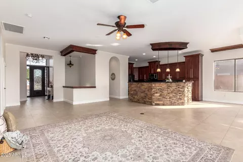 568 N Falcon Dr, Gilbert, AZ 85234 photo 7