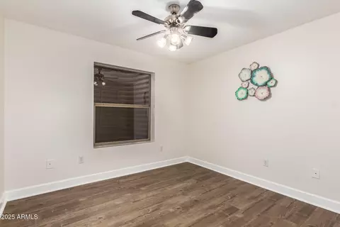 568 N Falcon Dr, Gilbert, AZ 85234 photo 23