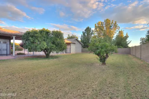 Exterior - 3804 E Ivy Cir, Mesa, AZ 85205 photo 16 of 20