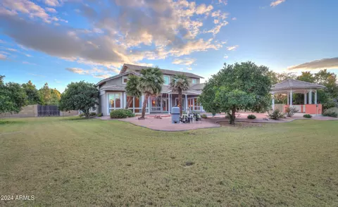 Exterior - 3804 E Ivy Cir, Mesa, AZ 85205 photo 14 of 20