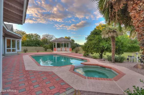 Exterior - 3804 E Ivy Cir, Mesa, AZ 85205 photo 6 of 20