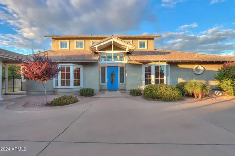 Exterior - 3804 E Ivy Cir, Mesa, AZ 85205 photo 2 of 20