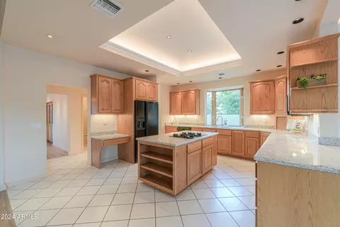 Kitchen - 3804 E Ivy Cir, Mesa, AZ 85205 photo 3 of 5