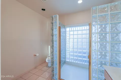 Bath - 3804 E Ivy Cir, Mesa, AZ 85205 photo 2 of 6
