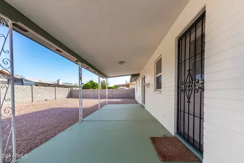4658 E Capri Ave, Mesa, AZ 85206 photo 4