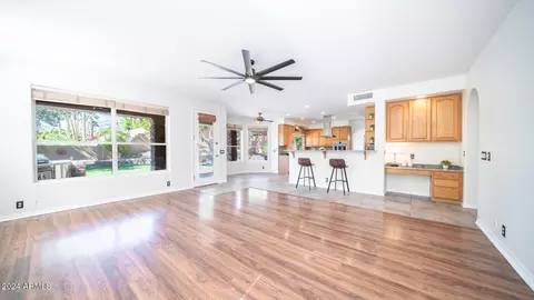 Living - 14024 S 12th Pl, Phoenix, AZ 85048 photo 3 of 5