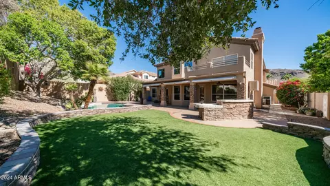 Exterior - 14024 S 12th Pl, Phoenix, AZ 85048 photo 8 of 11