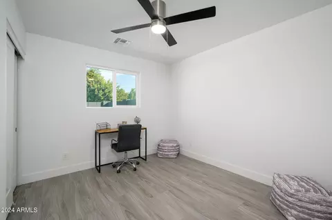 2084 Ellis Dr, Tempe, AZ 85282 photo 19