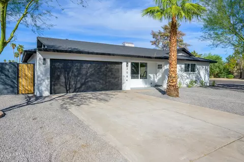 2084 Ellis Dr, Tempe, AZ 85282 photo 4