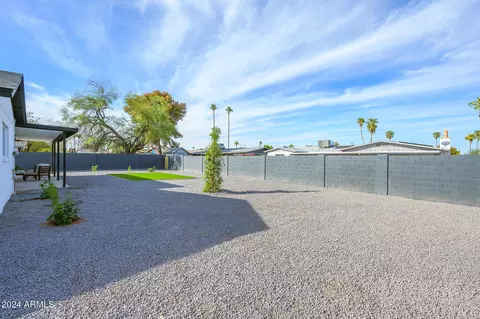 2084 Ellis Dr, Tempe, AZ 85282 photo 33