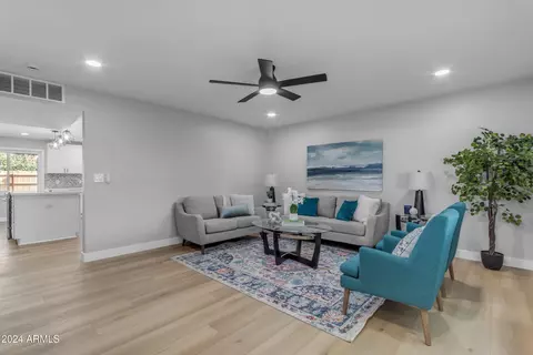 954 E 7th St, Mesa, AZ 85203 photo 5