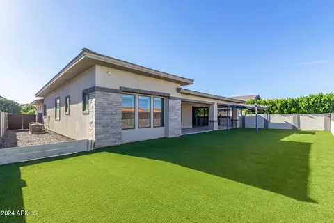 Exterior - 3902 E Alameda Ln, Gilbert, AZ 85298 photo 10 of 14