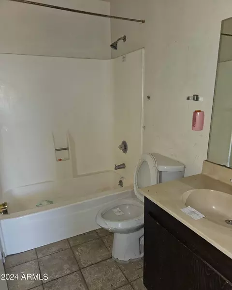 17650 N 41st Pl, Phoenix, AZ 85032 photo 7