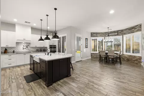 Kitchen - 21 W Cloud Rd, Phoenix, AZ 85086 photo 4 of 8