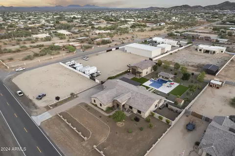 View/Area - 21 W Cloud Rd, Phoenix, AZ 85086 photo 3 of 4