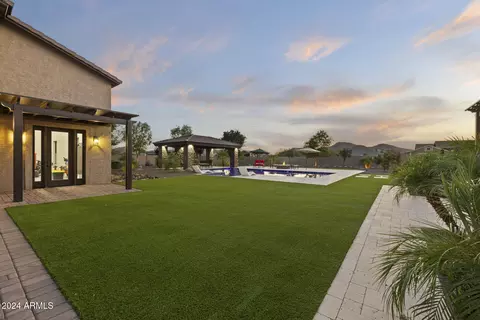 Exterior - 21 W Cloud Rd, Phoenix, AZ 85086 photo 21 of 26