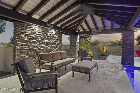 Exterior - 21 W Cloud Rd, Phoenix, AZ 85086 photo 17 of 26