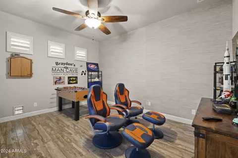 Entry Way - 21 W Cloud Rd, Phoenix, AZ 85086 photo 1 of 14