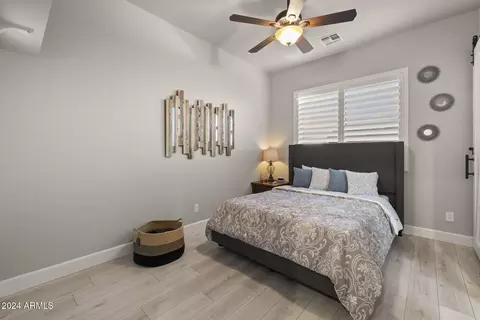 Bedroom - 21 W Cloud Rd, Phoenix, AZ 85086 photo 4 of 6