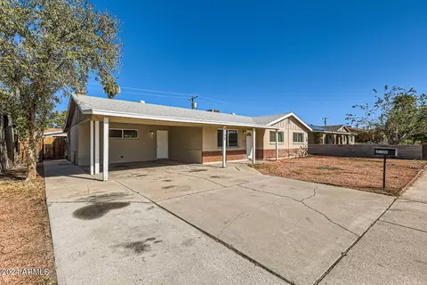 3130 W Cactus Rd, Phoenix, AZ 85029