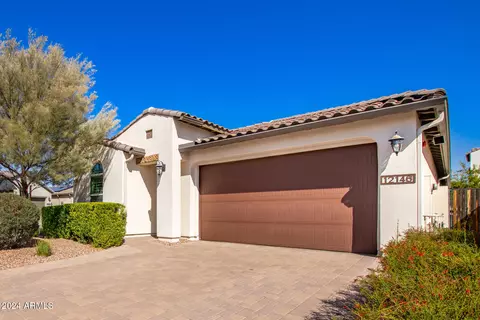 12146 W Dale Ln, Peoria, AZ 85383