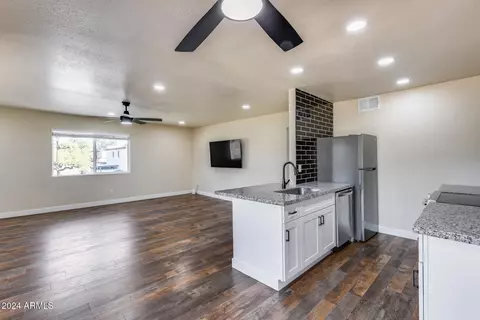 724 E Joan D Arc Ave, Phoenix, AZ 85022 photo 15