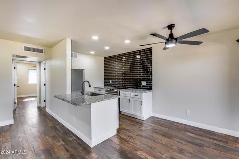 724 E Joan D Arc Ave, Phoenix, AZ 85022 photo 14