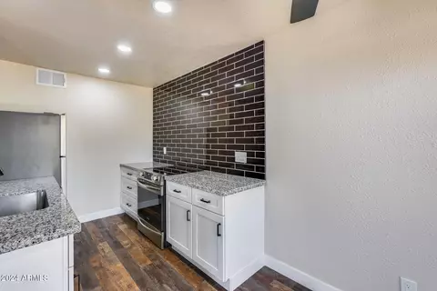 724 E Joan D Arc Ave, Phoenix, AZ 85022 photo 21