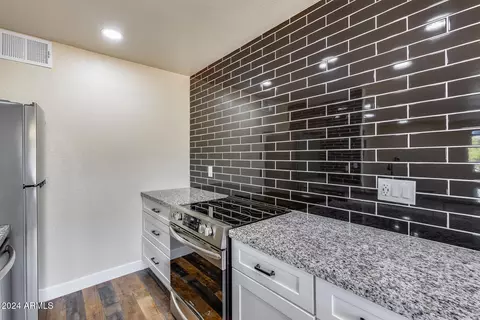 724 E Joan D Arc Ave, Phoenix, AZ 85022 photo 24