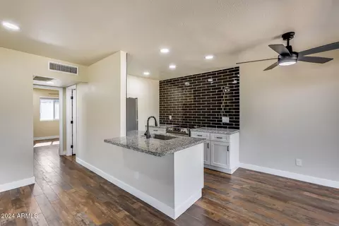 724 E Joan D Arc Ave, Phoenix, AZ 85022 photo 19
