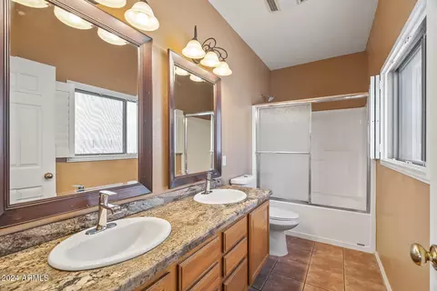 4046 E Pinto Ln, Phoenix, AZ 85050 photo 23