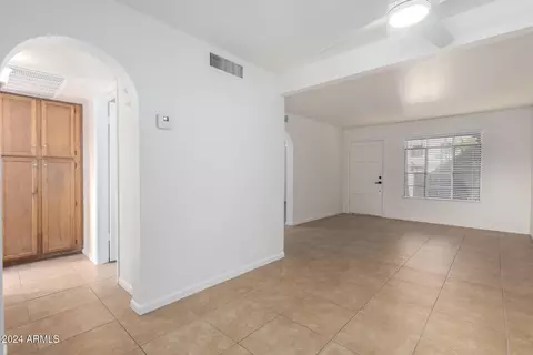 1449 E Highland Ave #27, Phoenix, AZ 85014 photo 6
