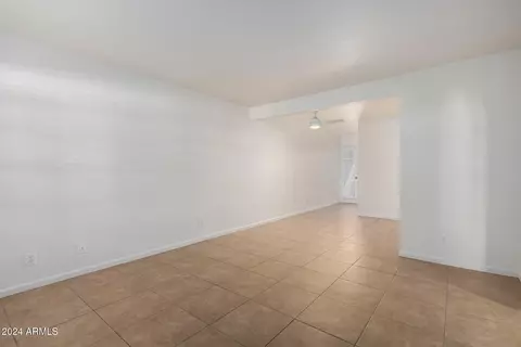 1449 E Highland Ave #27, Phoenix, AZ 85014 photo 5