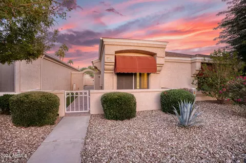 13705 W Countryside Dr, Sun City West, AZ 85375