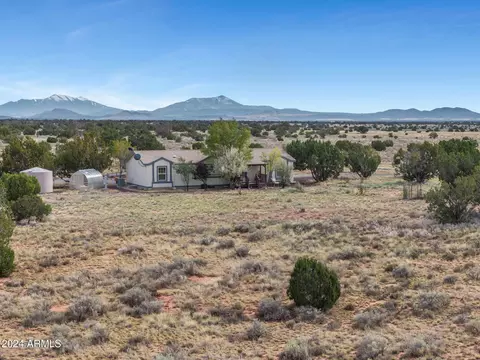 5355 Sublime Dr, Williams, AZ 86046 photo 4