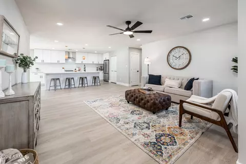 2911 E Cortez St, Phoenix, AZ 85028 photo 3