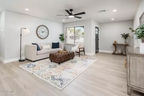 2911 E Cortez St, Phoenix, AZ 85028 photo 4