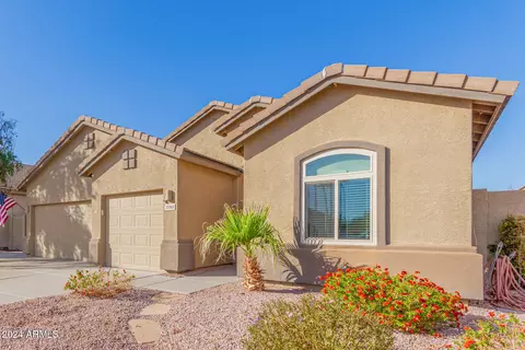 2760 E San Tan St, Chandler, AZ 85225
