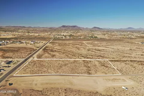 0000 W Lower Buckeye Rd #5, Tonopah, AZ 85354