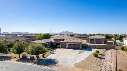 19737 E Willow Dr, Queen Creek, AZ 85142