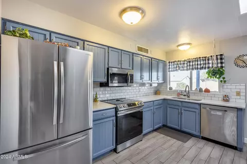 2612 W Minton Dr, Tempe, AZ 85282