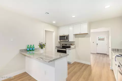 3635 W Cavalier Dr, Phoenix, AZ 85019 photo 14