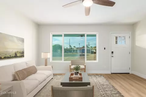 3635 W Cavalier Dr, Phoenix, AZ 85019 photo 3