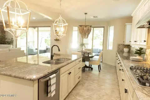 5298 S Forest Ave, Gilbert, AZ 85298 photo 11