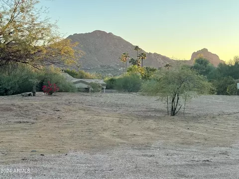 6724 N 62nd St #7, Paradise Valley, AZ 85253