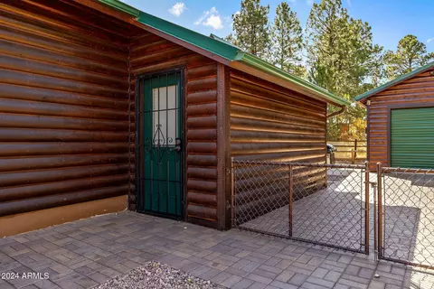2323 S Buffalo Loop S, Overgaard, AZ 85933 photo 19