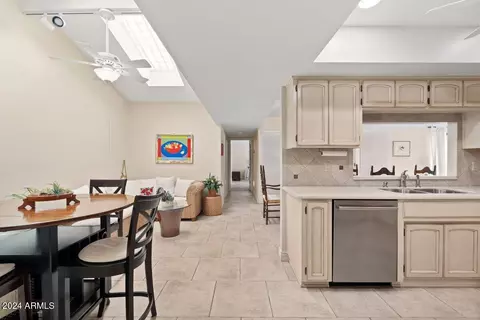 7033 N 16th Pl, Phoenix, AZ 85020 photo 12