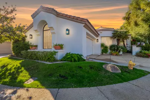 10085 E Cochise Dr, Scottsdale, AZ 85258
